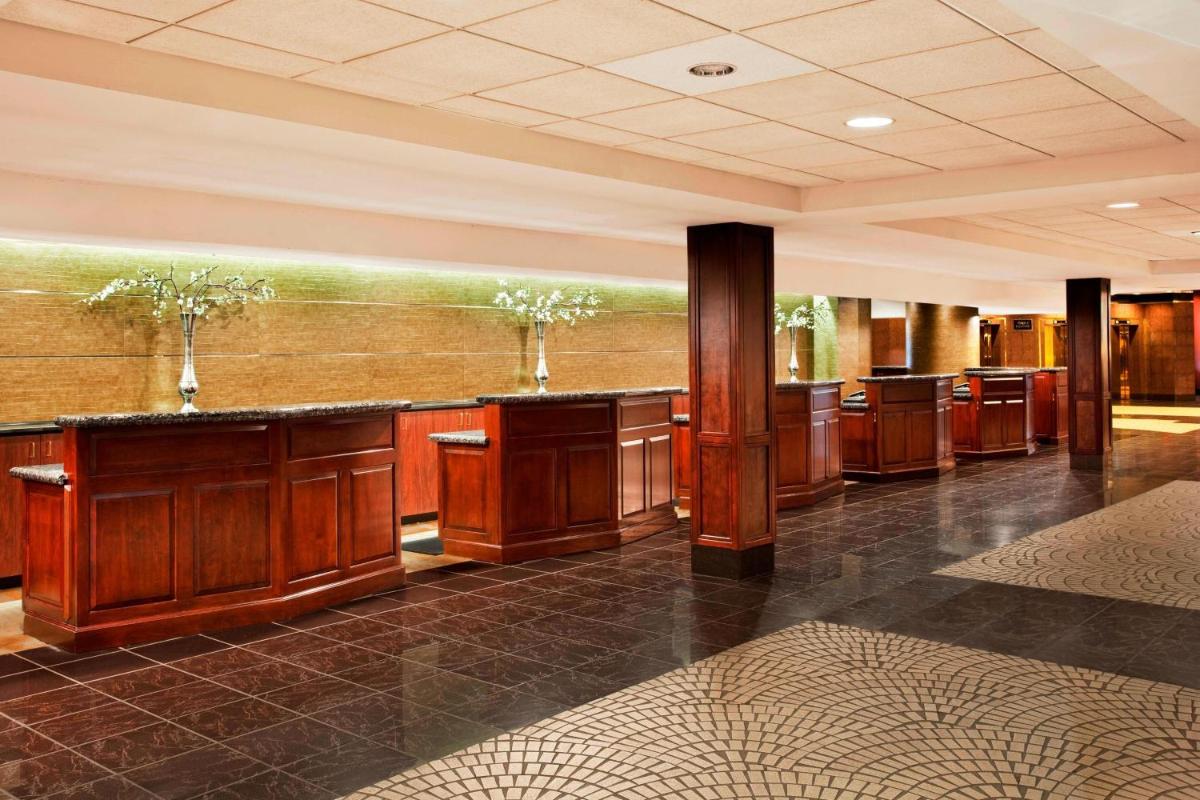 Sheraton Greensboro - image 7