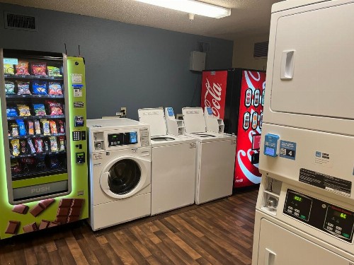 Extended Stay America Suites - Greensboro - Wendover Ave - image 16