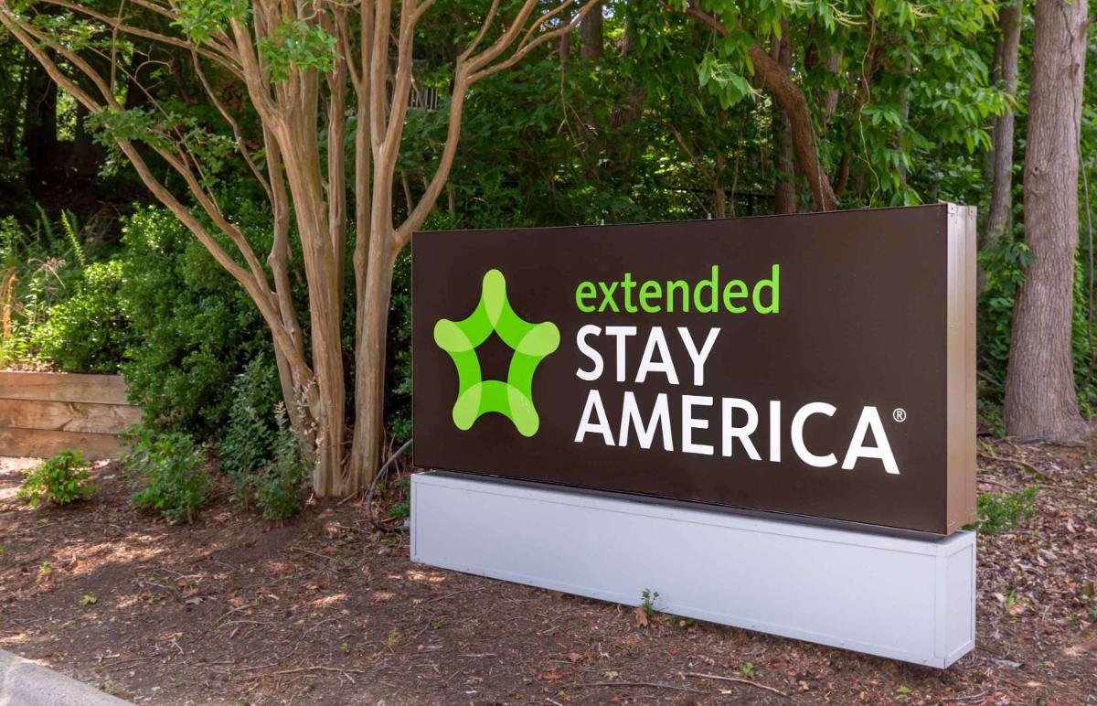 Extended Stay America Suites - Greensboro - Wendover Ave - Big Tree Way - image 3