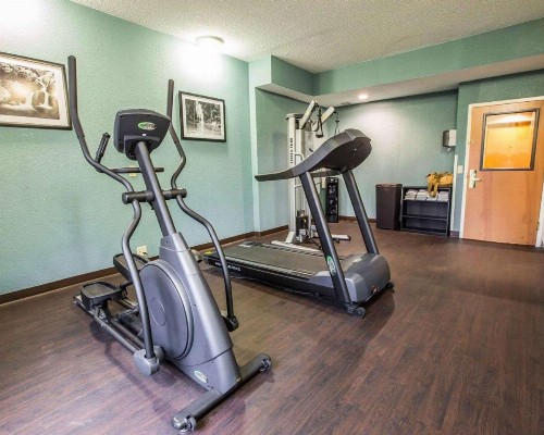 Sleep Inn Airport Greensboro - image 22