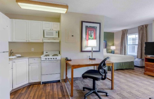 Extended Stay America Suites - Greensboro - Airport - image 13