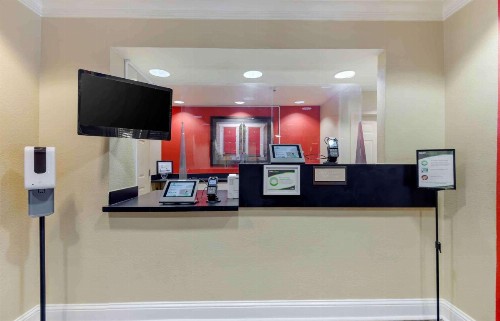 Extended Stay America Suites - Greensboro - Airport - image 6