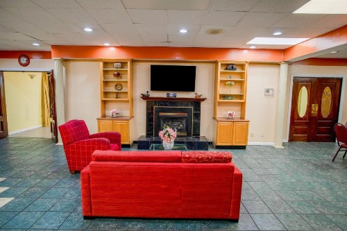 Rodeway Inn & Suites Greensboro Southeast - image 7