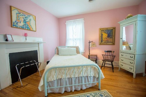 The Dailey Renewal Retreat B & B - image 20
