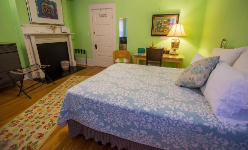 The Dailey Renewal Retreat B & B - image 29