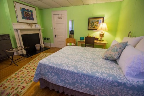 The Dailey Renewal Retreat B & B - image 31