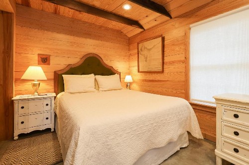 The Dailey Renewal Retreat B & B - image 5