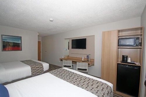 Microtel Inn by Wyndham Greensboro - image 15