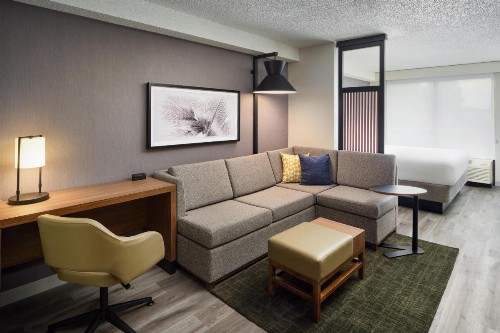 Hyatt Place Greensboro - image 11