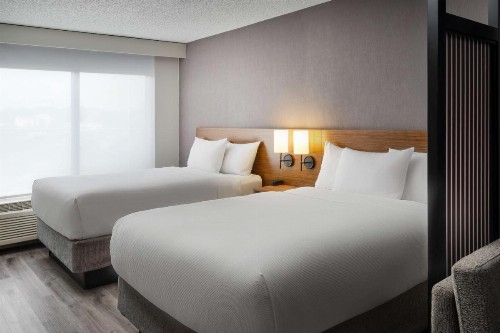 Hyatt Place Greensboro - image 47