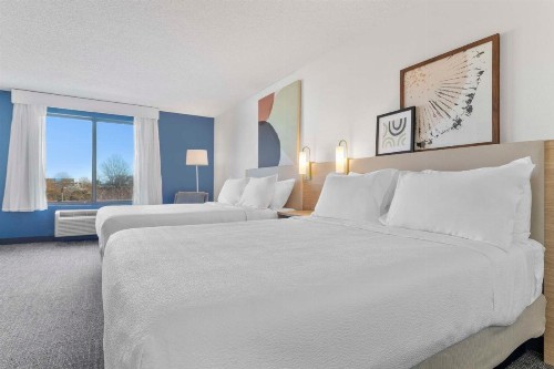 Wingate by Wyndham Greensboro - image 20