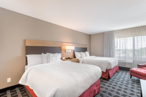 TownePlace Suites by Marriott Greensboro Coliseum Area - image 26