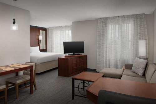 Residence Inn Greensboro Airport - image 10