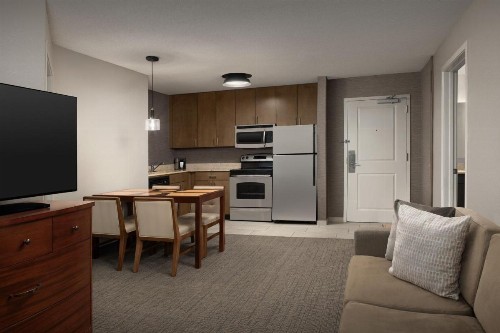 Residence Inn Greensboro Airport - image 9