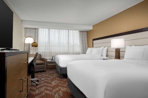 Holiday Inn Greensboro Airport an IHG Hotel - image 26