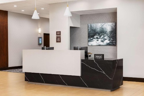 Holiday Inn Greensboro Airport an IHG Hotel - image 32