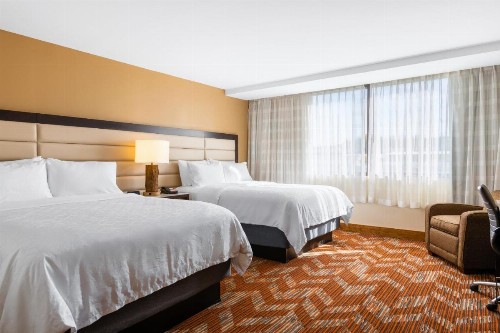 Holiday Inn Greensboro Airport an IHG Hotel - image 40