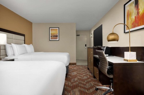 Holiday Inn Greensboro Airport an IHG Hotel - image 43