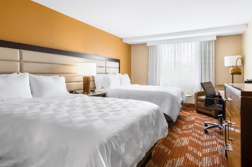 Holiday Inn Greensboro Airport an IHG Hotel - image 44