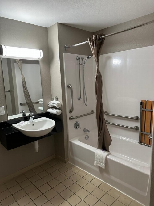 Motel 6-Greensboro NC - Airport - image 12