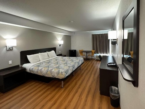 Motel 6-Greensboro NC - Airport - image 24