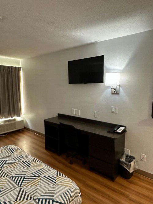 Motel 6-Greensboro NC - Airport - image 8