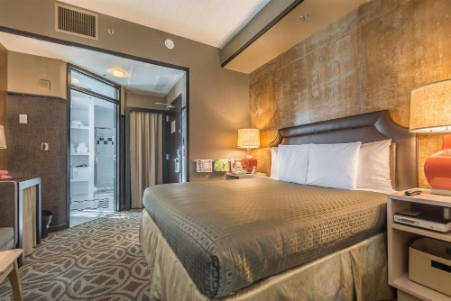 Proximity Hotel - image 22