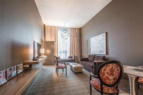 Proximity Hotel - image 3