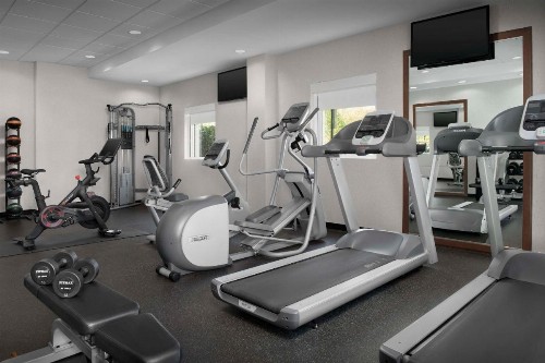Home2 Suites by Hilton Greensboro Airport - image 10