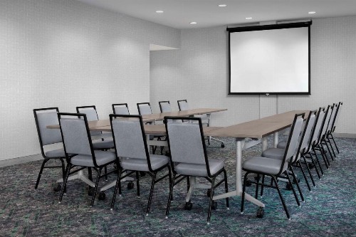 Home2 Suites by Hilton Greensboro Airport - image 27