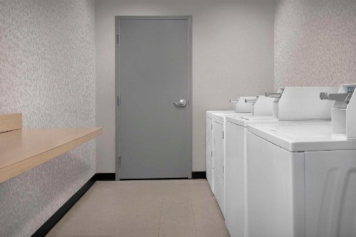 Home2 Suites by Hilton Greensboro Airport - image 32