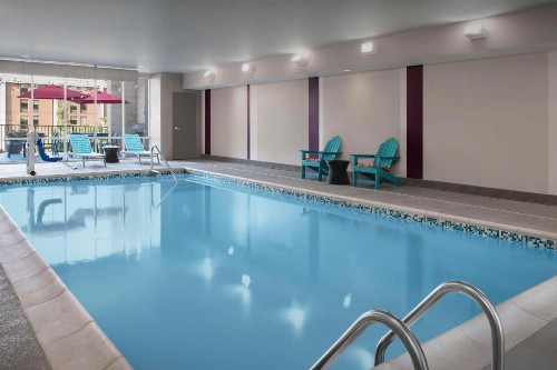 Home2 Suites by Hilton Greensboro Airport - image 7