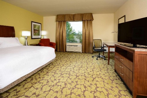 Hilton Garden Inn Greensboro Airport - image 18