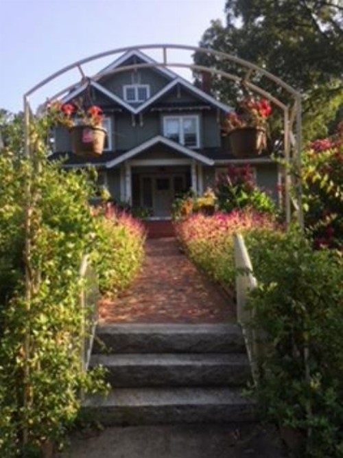 Greenwood Bed & Breakfast - image 2