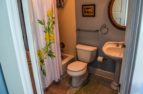 Greenwood Bed & Breakfast - image 5
