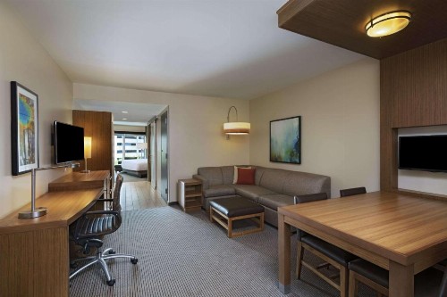 Hyatt Place Greensboro Downtown - image 13