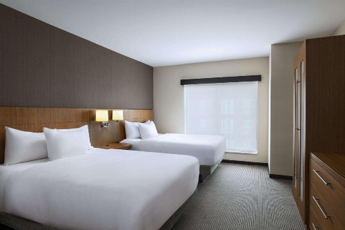 Hyatt Place Greensboro Downtown - image 7