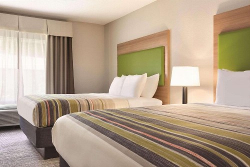Country Inn & Suites by Radisson Greensboro NC - image 10