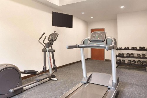 Country Inn & Suites by Radisson Greensboro NC - image 18