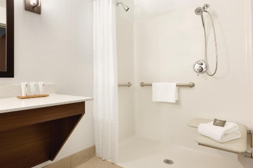 Country Inn & Suites by Radisson Greensboro NC - image 32