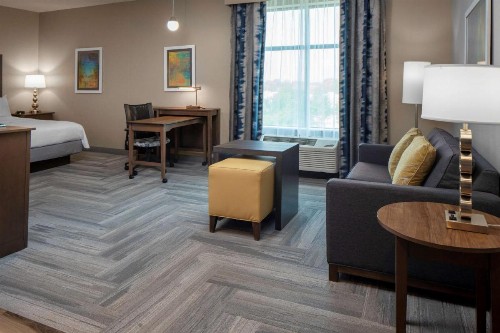 Homewood Suites By Hilton Greensboro Wendover Nc - image 15