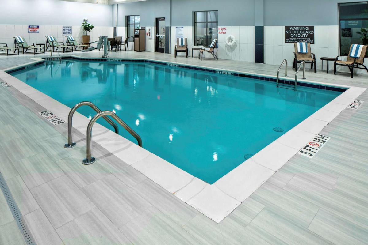 Homewood Suites By Hilton Greensboro Wendover Nc - image 4