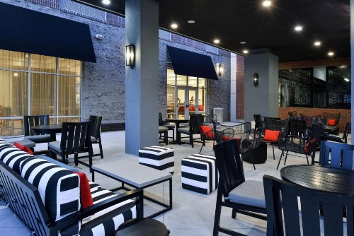 Hampton Inn & Suites Greensboro Downtown Nc - image 21