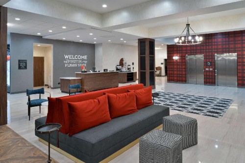 Hampton Inn & Suites Greensboro Downtown Nc - image 26