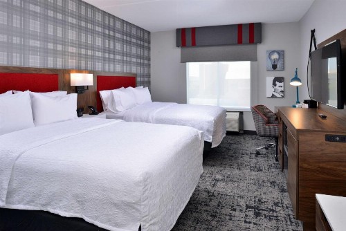 Hampton Inn & Suites Greensboro Downtown Nc - image 37