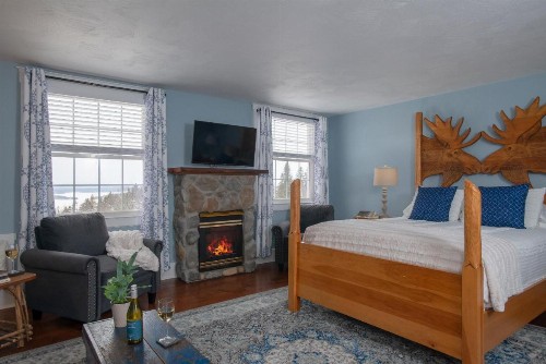 Lodge at Moosehead Lake - image 18