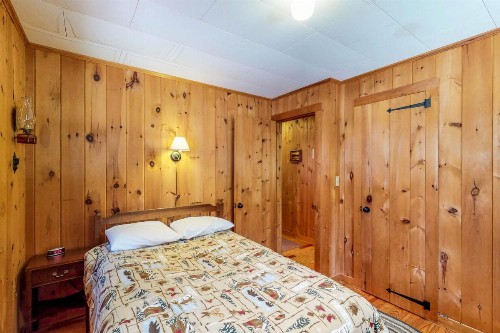 Breakwater Lodge - image 10