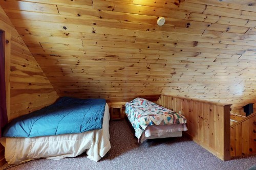 Four Seasons Cabin - image 6