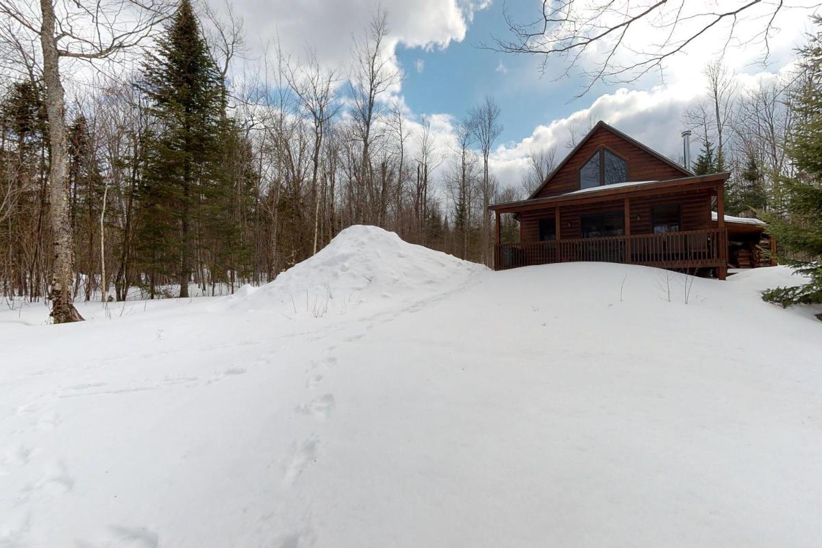 Four Seasons Cabin - image 7