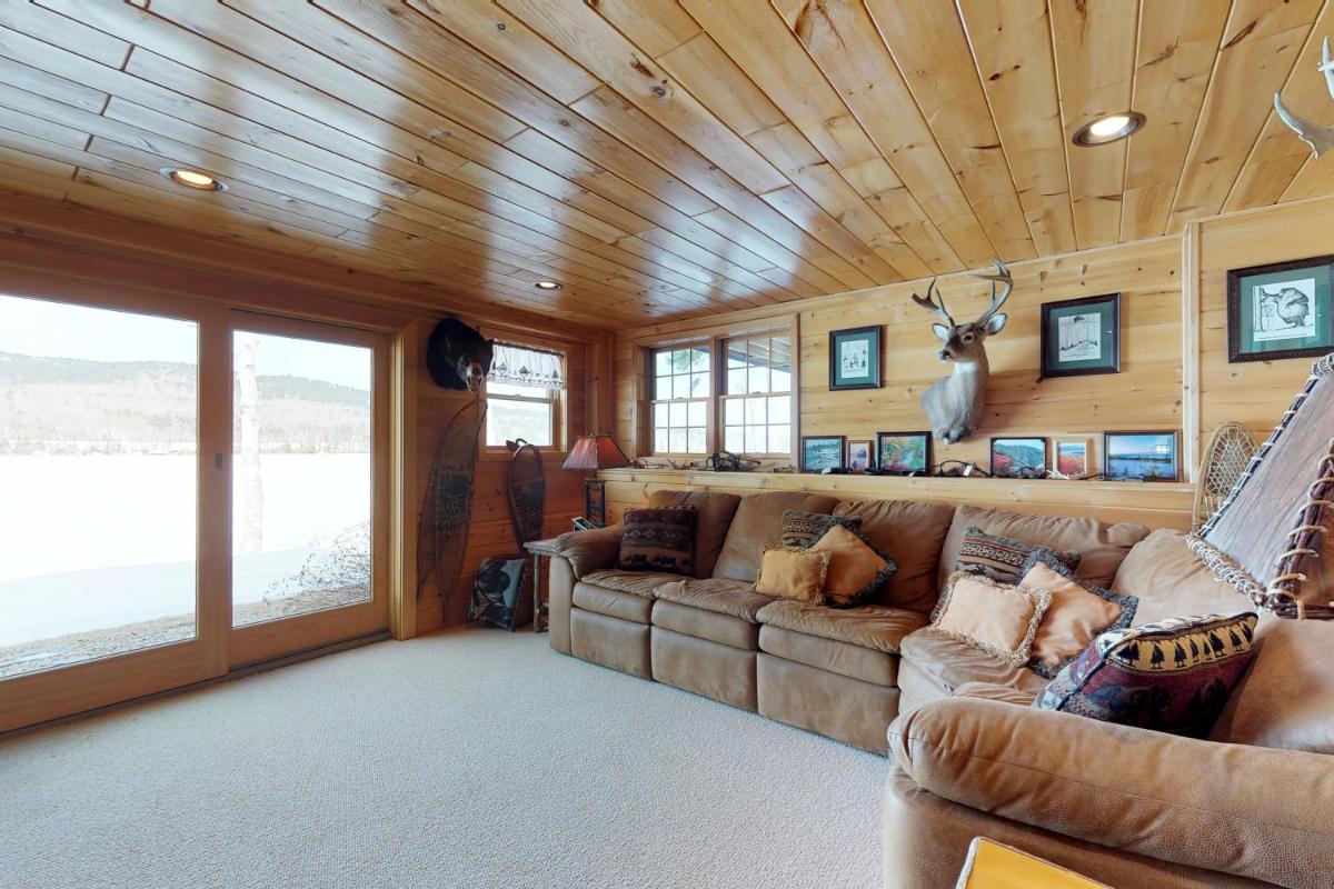 Lodge at Moosehead Lake - image 6